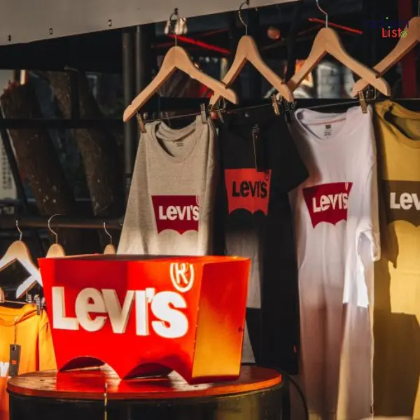 levi's